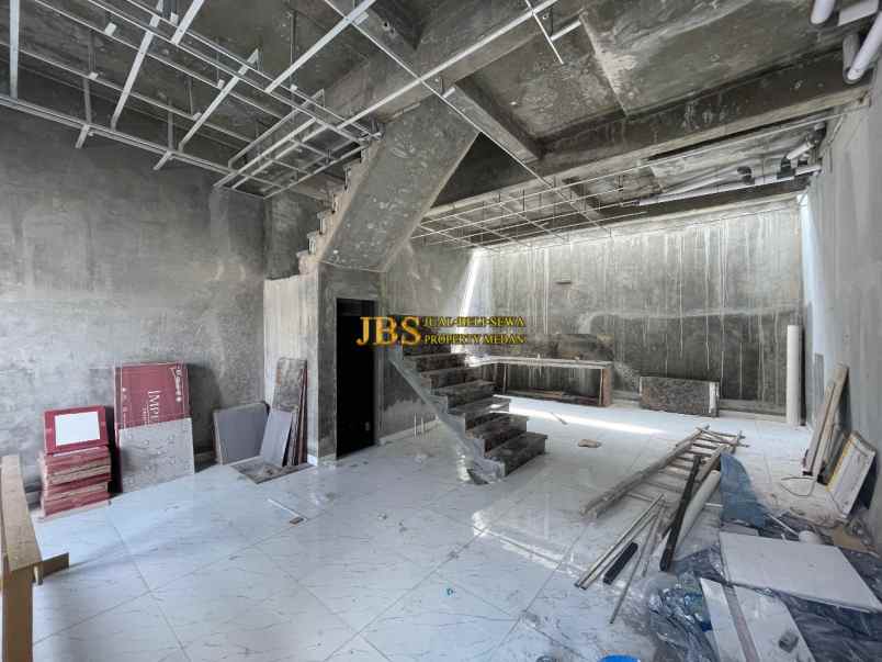 dijual rumah komplek the exclusive