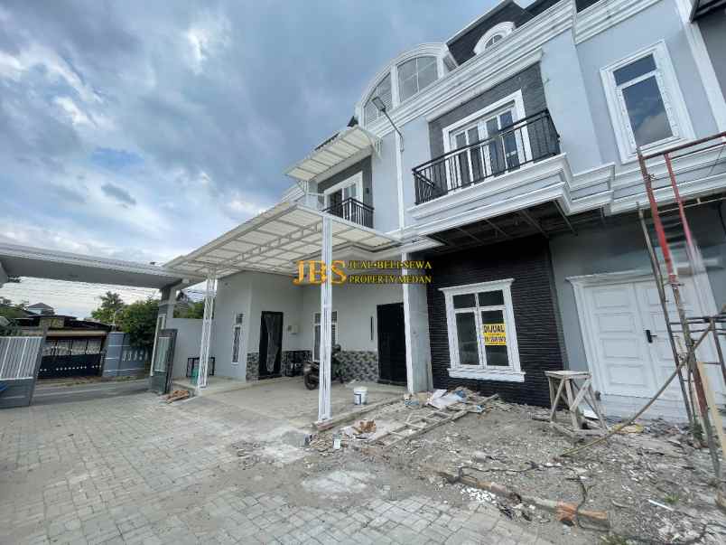 dijual rumah komplek the exclusive