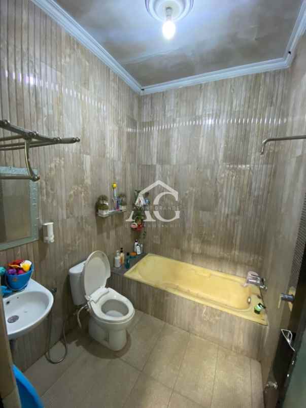 dijual rumah kost di mulyoagung dau malang