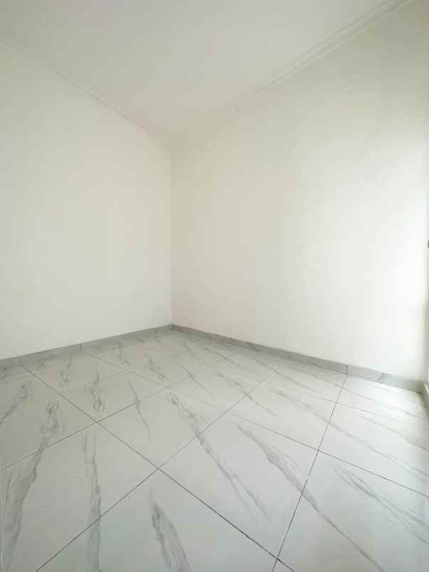 dijual rumah kranggan