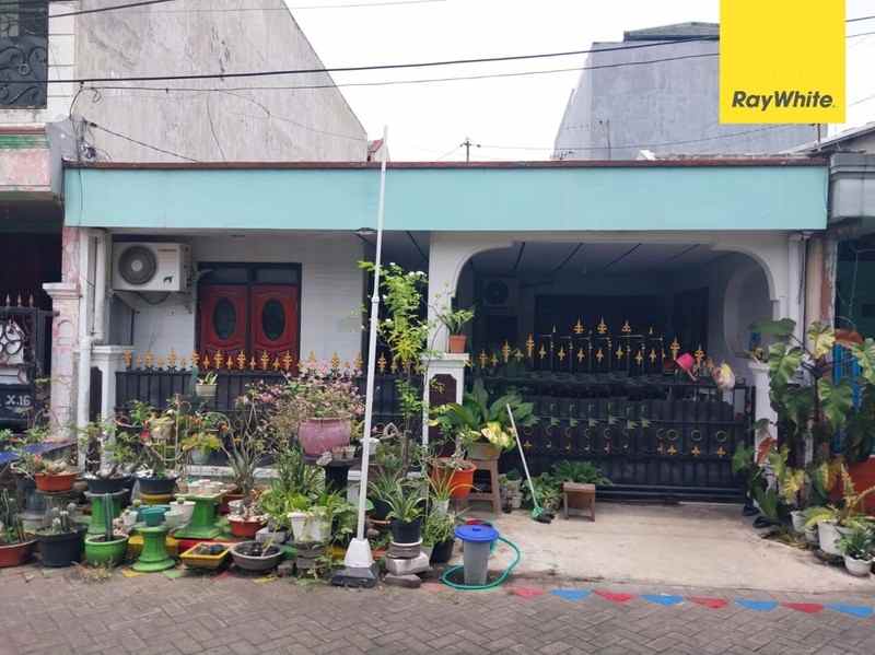 dijual rumah kutisari indah barat