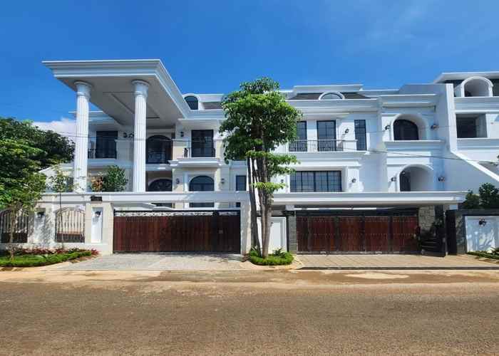 dijual rumah lebak bulus jakarta selatan