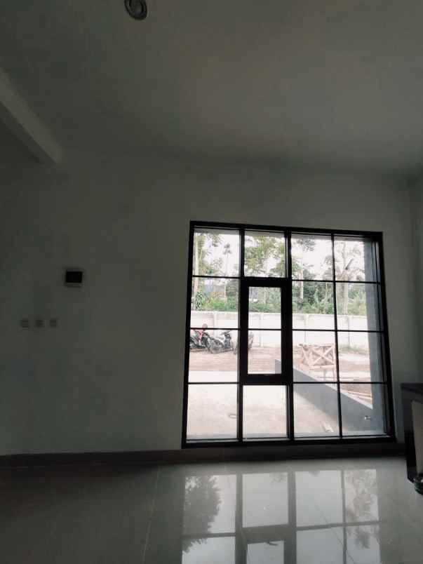 dijual rumah lembang bandung barat