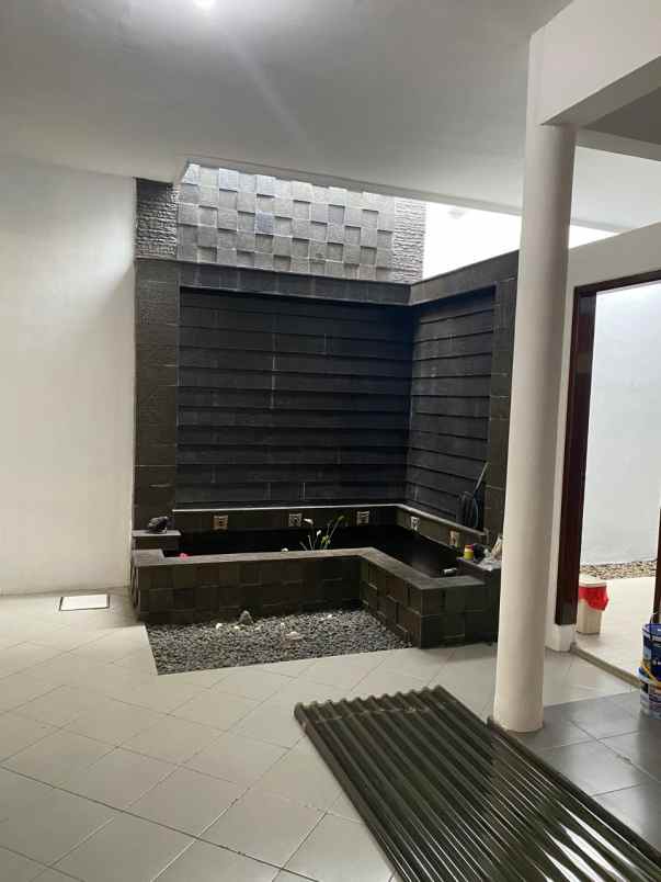 dijual rumah luas di jaka sampurna bekasi