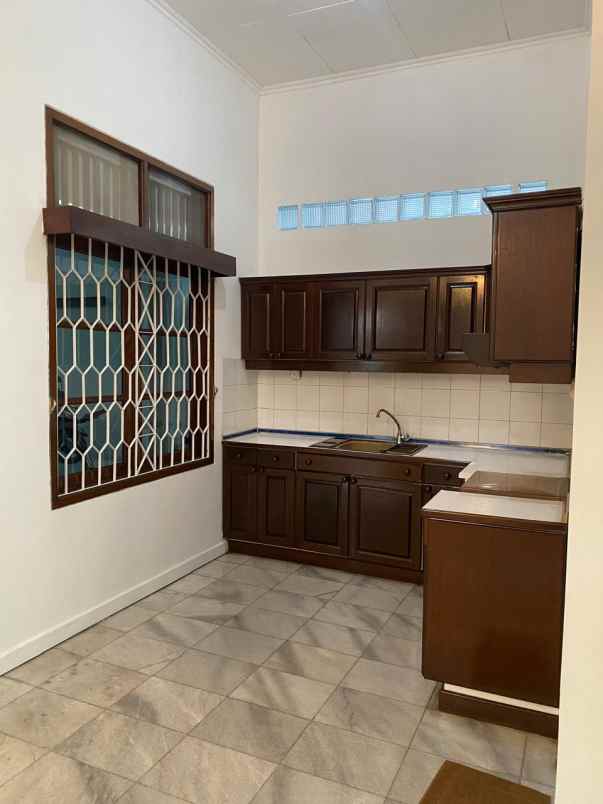 dijual rumah luas di jaka sampurna bekasi