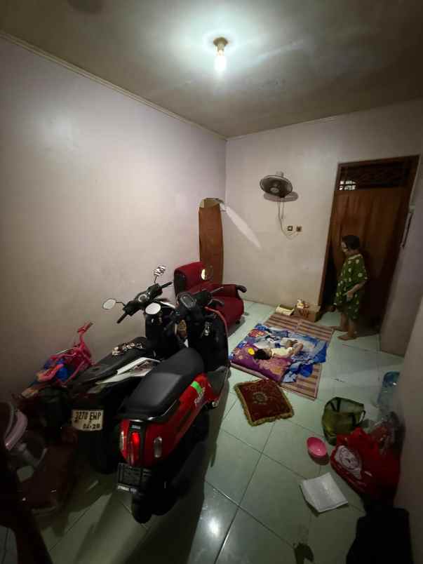 dijual rumah m kahfi 2