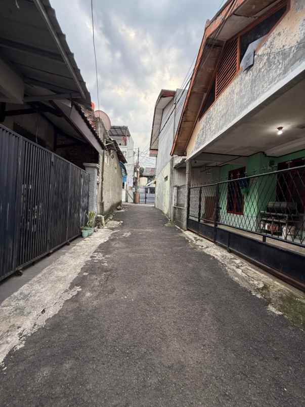 dijual rumah m kahfi 2