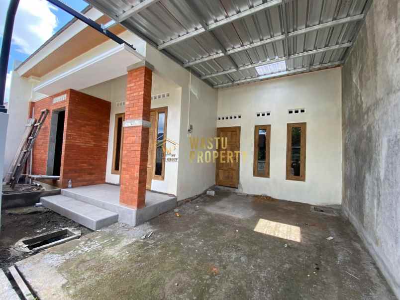 dijual rumah madurejo prambanan sleman