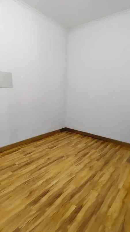 dijual rumah margahayu raya