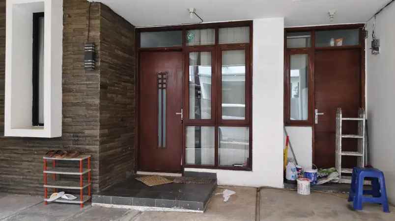 dijual rumah margahayu raya