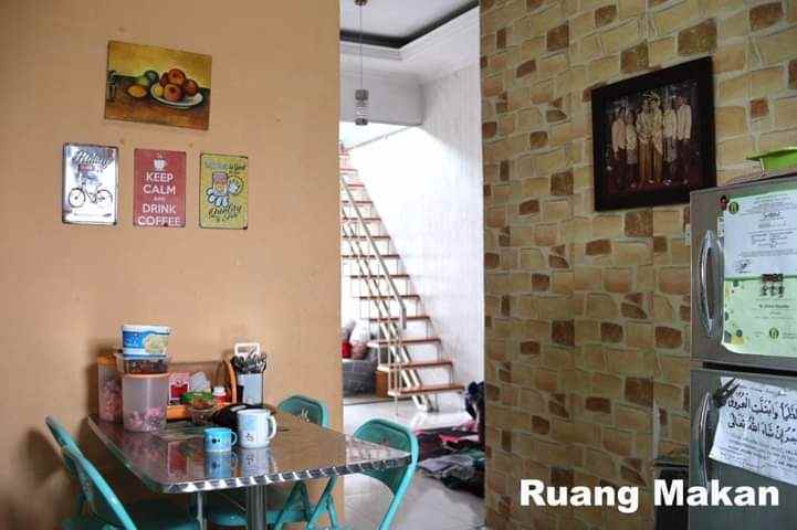 dijual rumah mekar rahayu