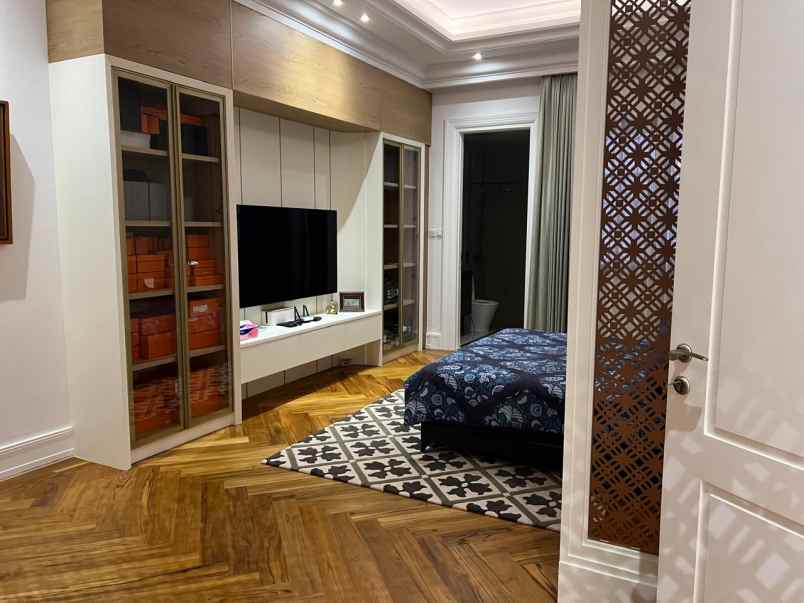 dijual rumah menteng