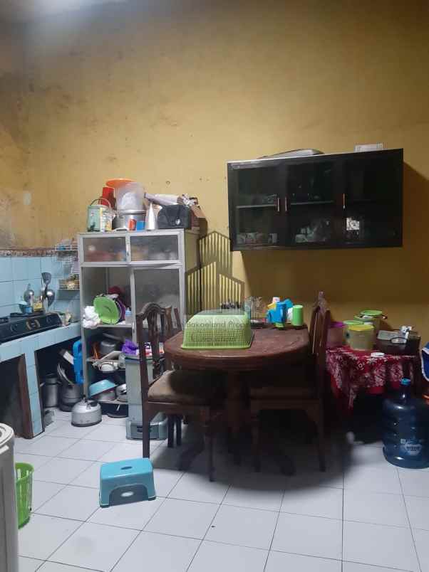 dijual rumah meteseh