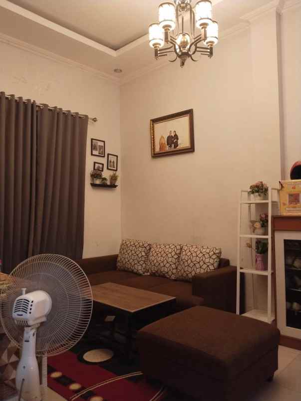 dijual rumah metland cileungsi