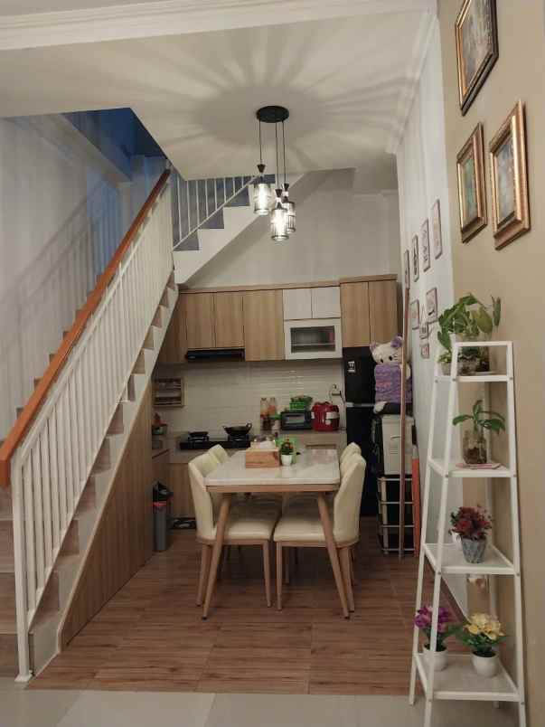 dijual rumah metland cileungsi