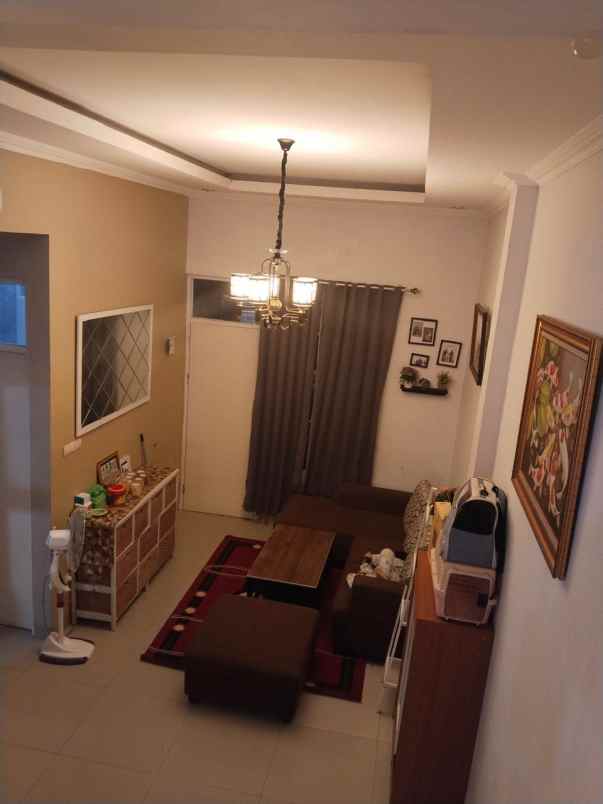 dijual rumah metland cileungsi
