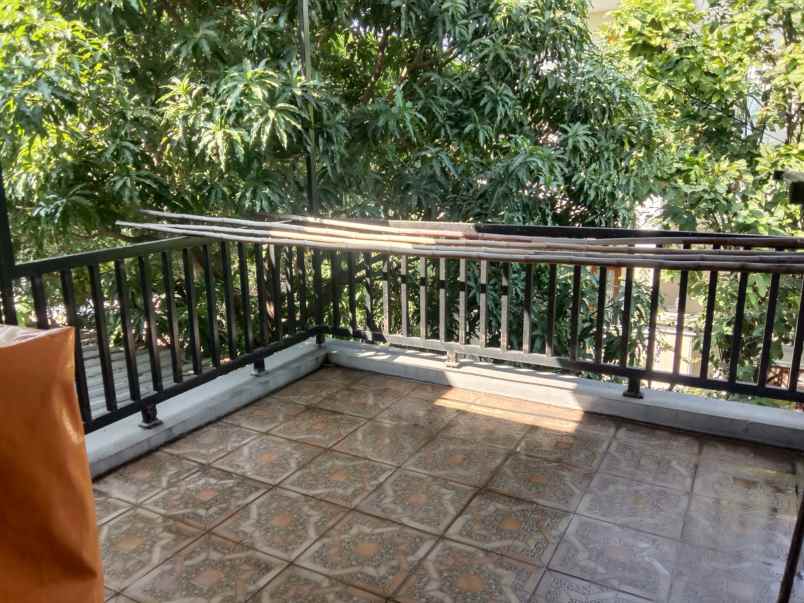 dijual rumah metland menteng