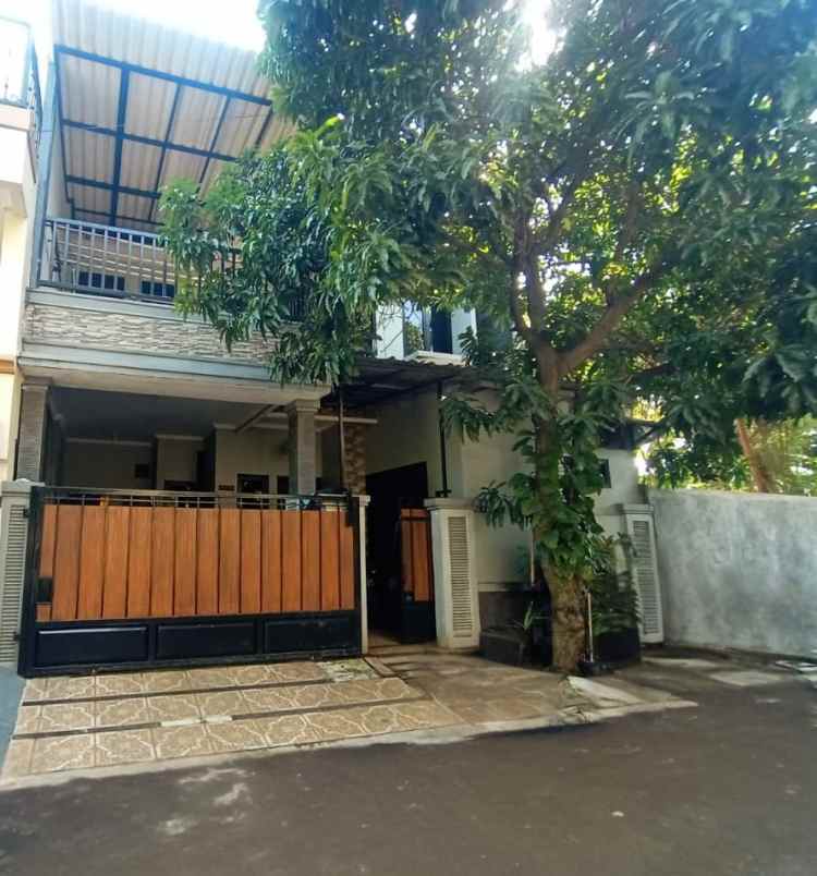 dijual rumah metland menteng