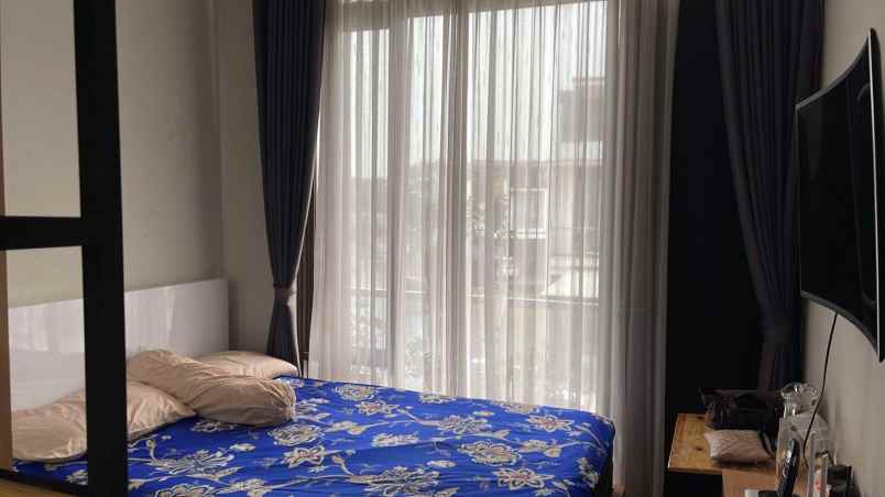 dijual rumah metland transyogi