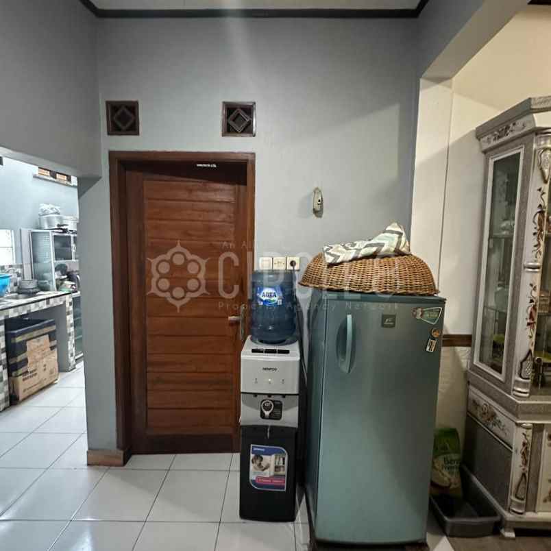 dijual rumah mewah full furnish di arcamanik bandung