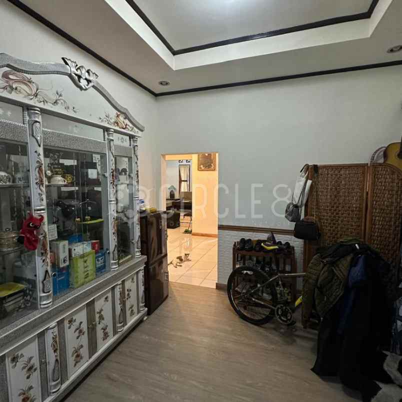 dijual rumah mewah full furnish di arcamanik bandung