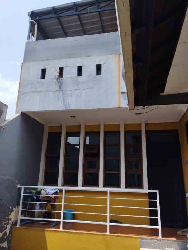 dijual rumah mewah kota baru parahyangan 3 m an