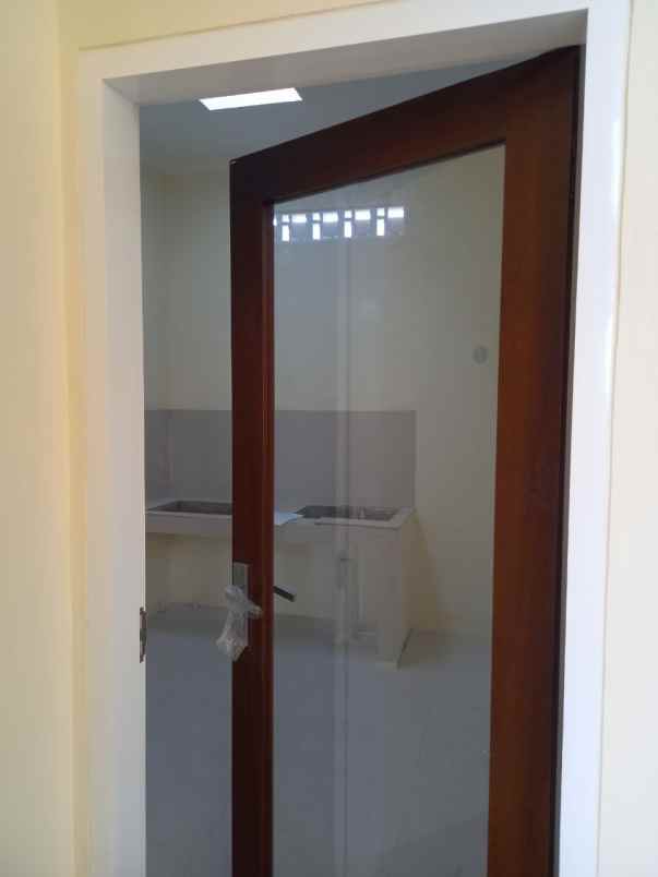 dijual rumah minimalis di parakanmuncang sumedang