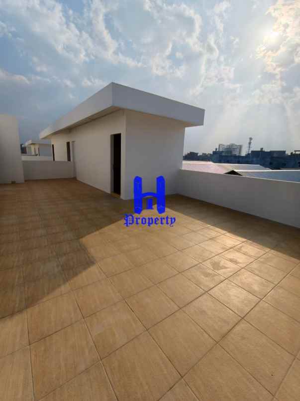 dijual rumah mmtc warehouse 2 jalan