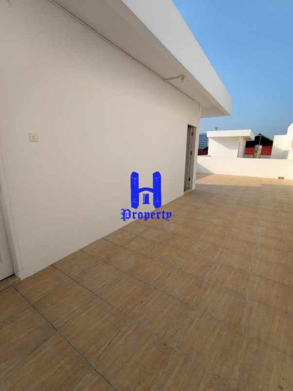 dijual rumah mmtc warehouse 2 jalan