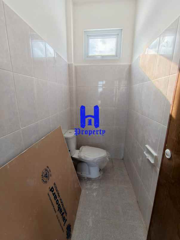 dijual rumah mmtc warehouse 2 jalan