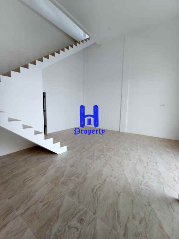 dijual rumah mmtc warehouse 2 jalan