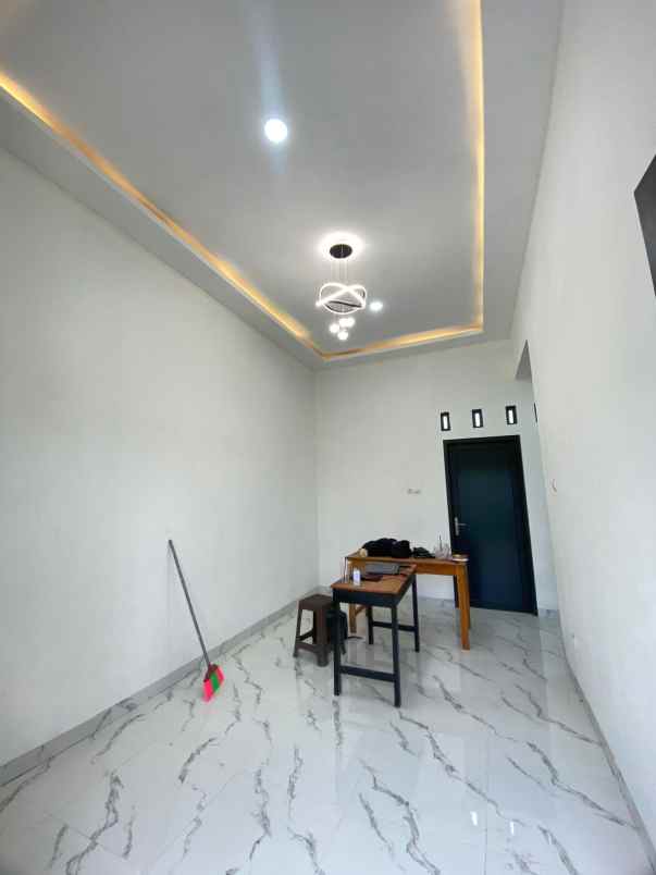 dijual rumah ngentak timbulharjo