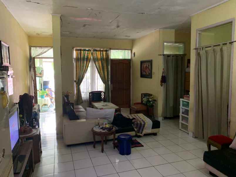 dijual rumah nusa cisangkan cimahi