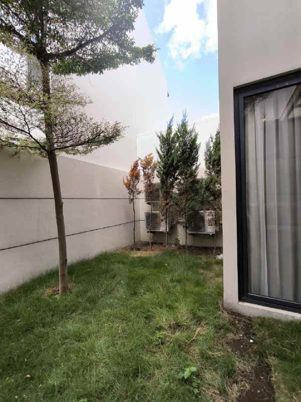 dijual rumah opra city