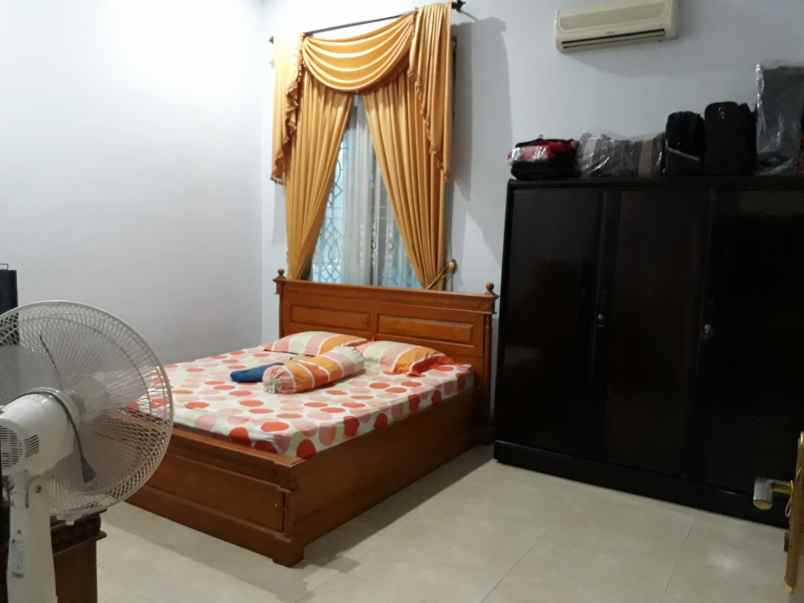 dijual rumah palebon