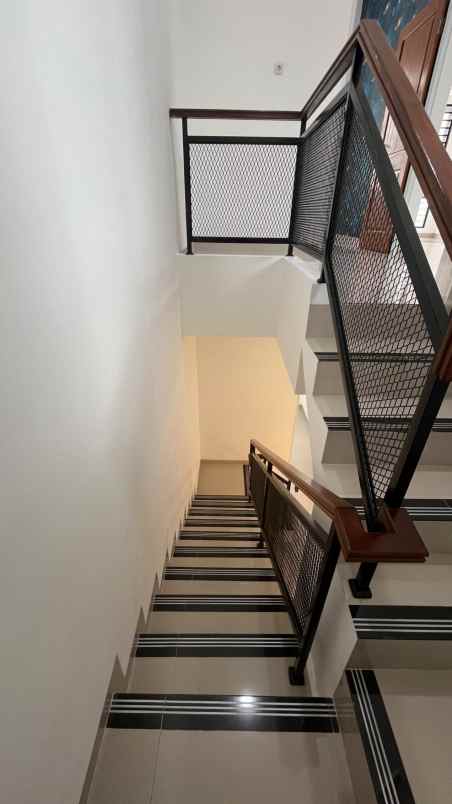 dijual rumah pamulang tangerang selatan