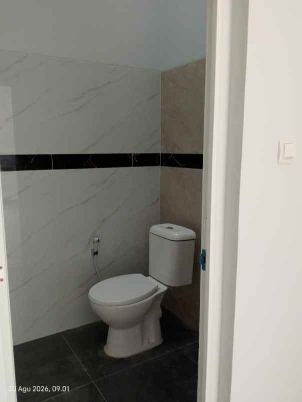 dijual rumah pasar potorono