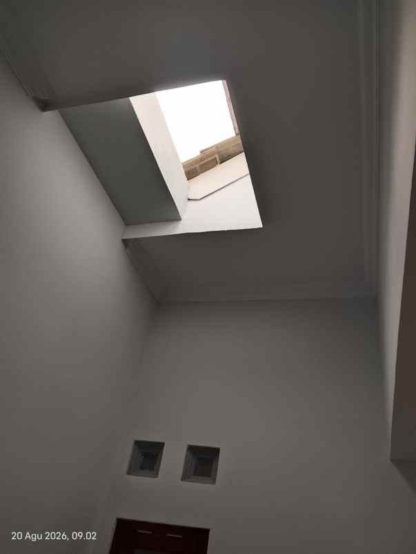 dijual rumah pasar potorono