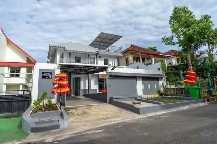 dijual rumah pecatu kuta badung bali
