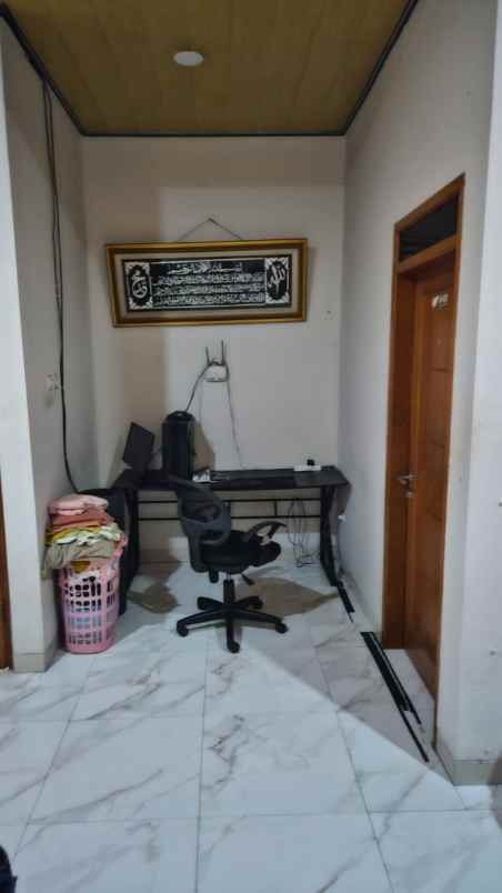 dijual rumah pedurenan mustika jaya