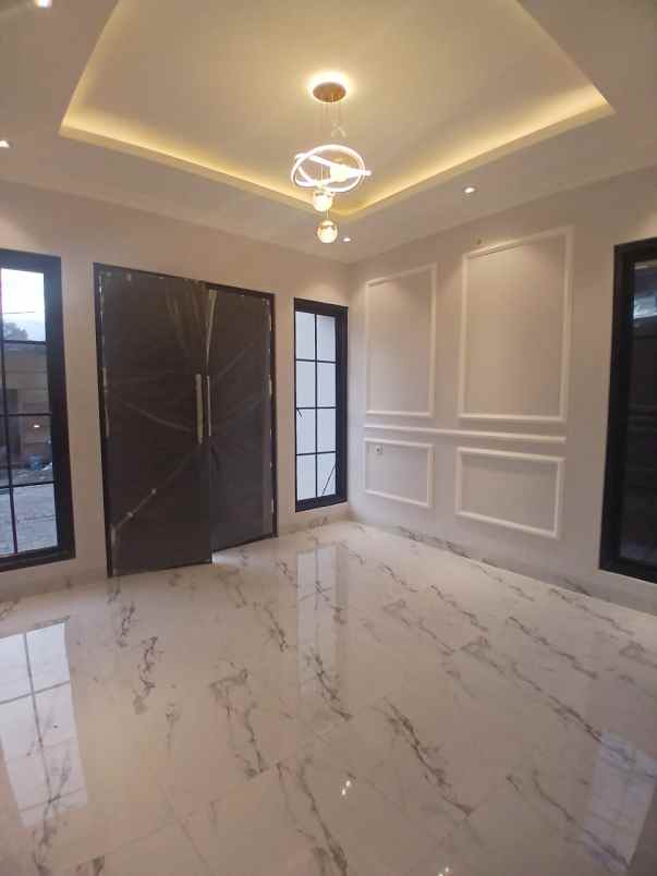 dijual rumah pejaten timur pasar minggu