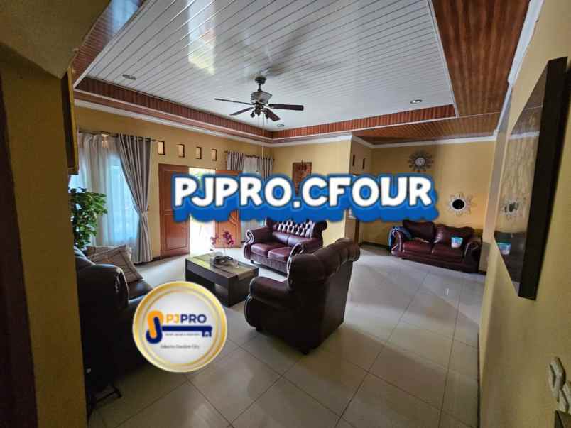 dijual rumah pekayon jaya