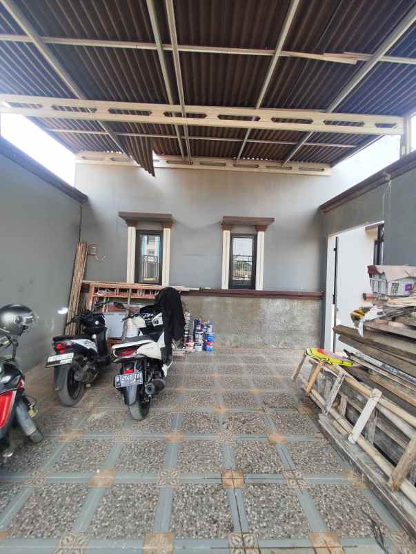 dijual rumah penggilingan