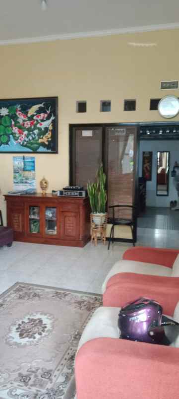 dijual rumah perum toyomarto indah