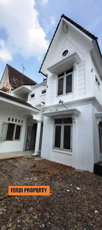 dijual rumah perumahan bukit golf