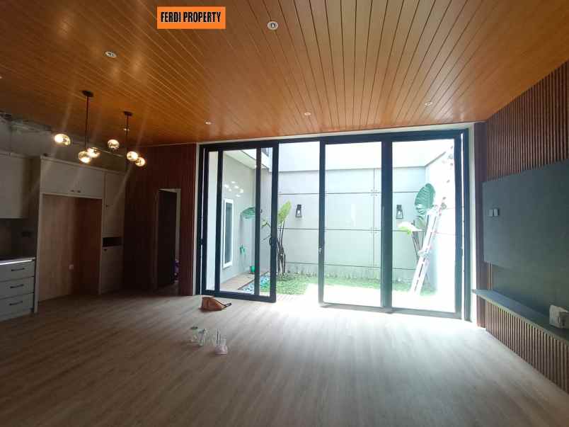 dijual rumah perumahan citra gran cibubur