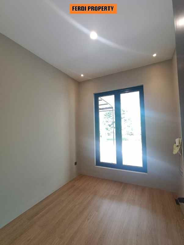 dijual rumah perumahan citra gran cibubur