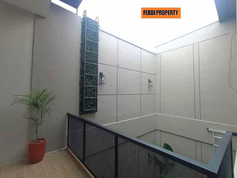 dijual rumah perumahan citra gran cibubur