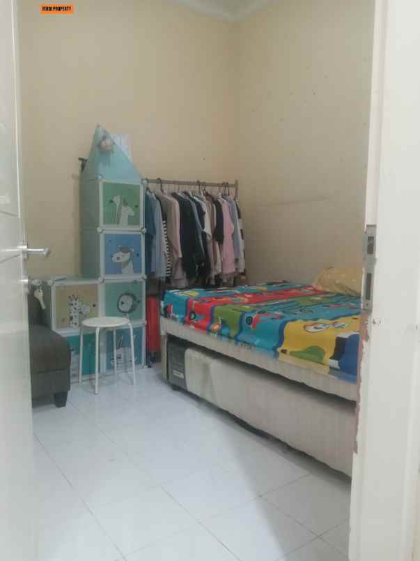 dijual rumah perumahan legenda wisata