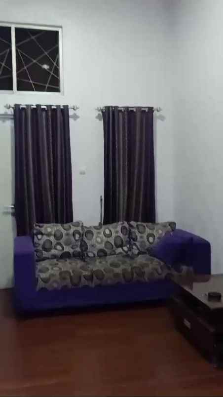 dijual rumah perumahan serpong garden 1